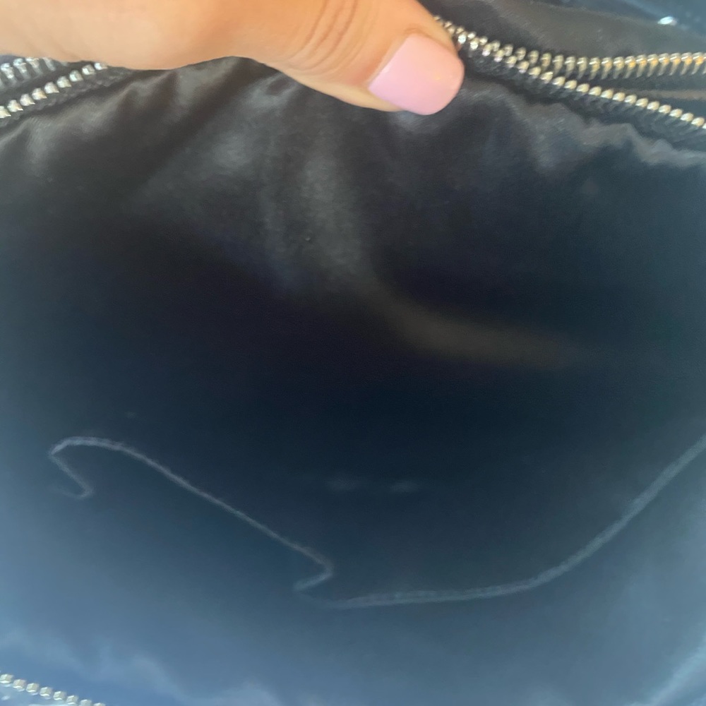 Coach Penelope Satchel - Picture 9 of 16